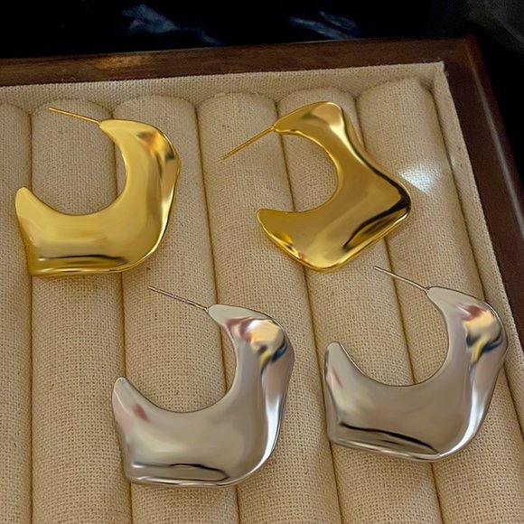 Fashion Irregular Metal Wave Earrings Gold and Silver - Picture 9 of 11